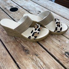 Carvella Wedge Mule Animal