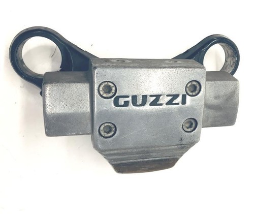Upper fork tee - upper, guzzi