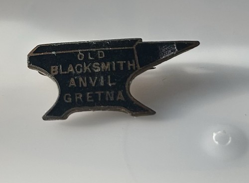 Old blacksmith anvil gretna - blacksmith,