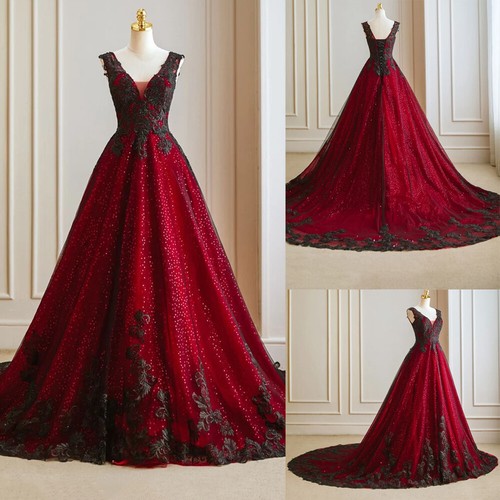 Gothic black and red wedding - black,