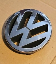 VW GOLF MK5 FRONT BUMPER GRILLE BADGE CHROME 1T0853601 SEE DESCRIPTION ?