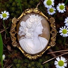 Lovely Victorian Shell Cameo Brooch Of Flora Goddess Of Flowers