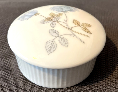 Lovely small wedgewood - lovely,