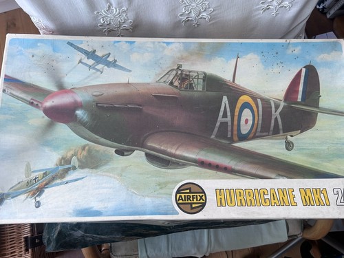 Airfix hawker hurricane mk1 - hawker,