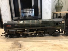 Triang R259 BR Green Class 7MT