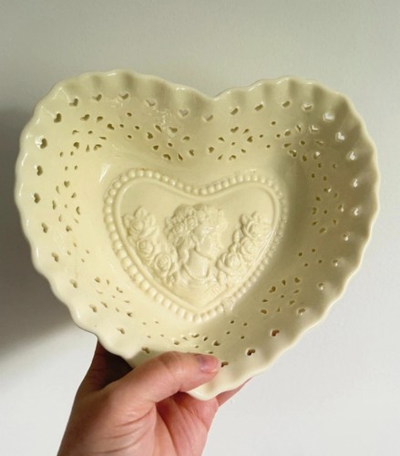 Vintage creamware pottery - creamware,