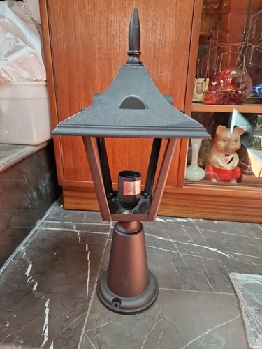 Black pedestal lantern - pedestal,