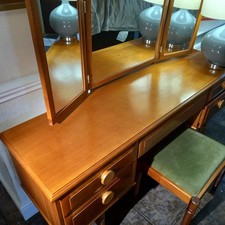 Meredew Dressing Table And