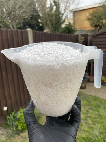 Perlite chips grade - chips, 1