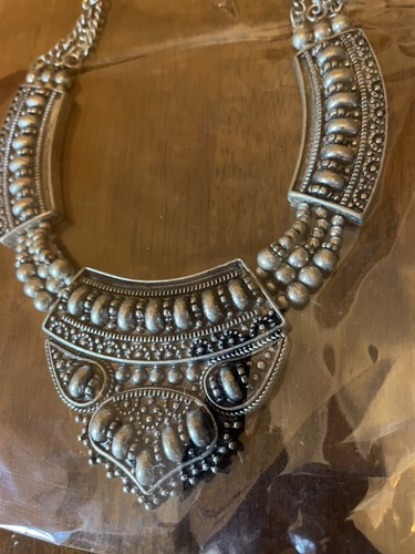 Next statement collar - next,