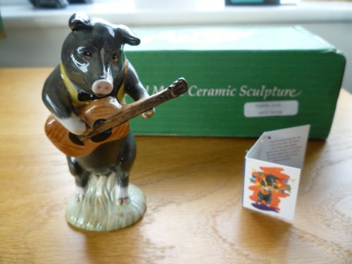 Royal doulton beswick pig - royal, prom