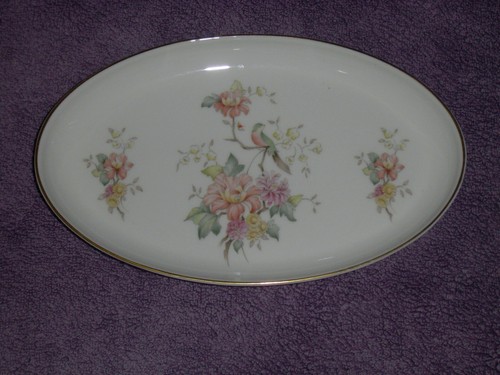 1985 royal doulton dish - dish, ~