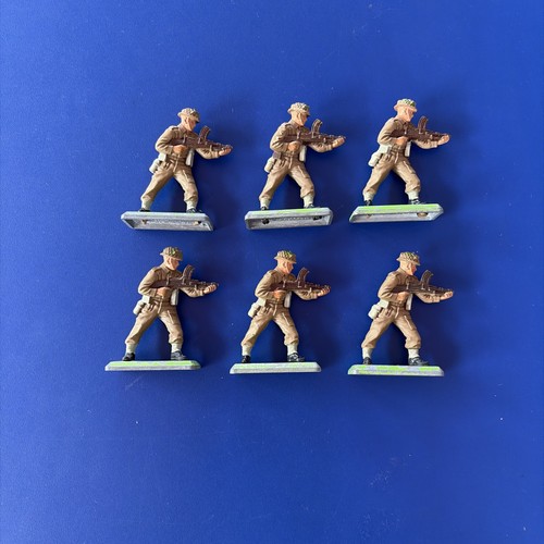Britains deetail toy soldiers - britains,
