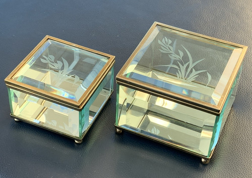 Set two vintage bevelled - set,