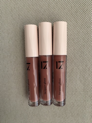 Boots lacquer lip - 17.,