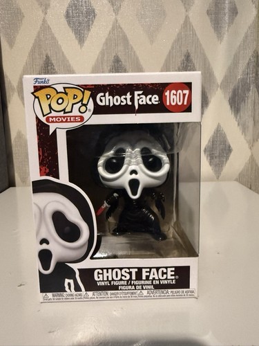 Pop movies scream - pop, face