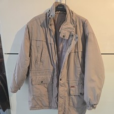 high mount outdoor clothing. XL BEIDGE. 