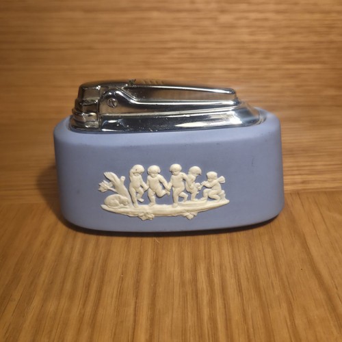 Vintage 1970s wedgwood ronson - vintage, wedgwood/