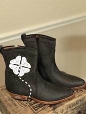 Loblan 5068 Ladies Western