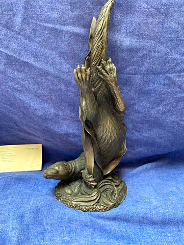 Genesis fine arts otter resin - fine,