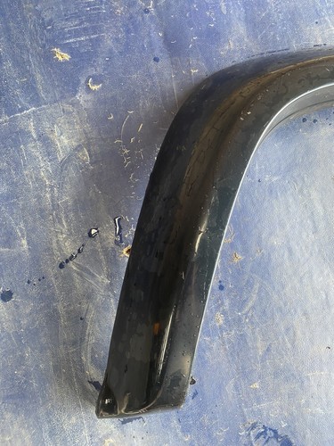 Daihatsu fourtrak wheel arch - fourtrak,