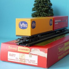 TRIANG HORNBY R677 FREIGHTLINER BR + 2 x CONTAINERS FYFFES MANCHESTER LINERS GB