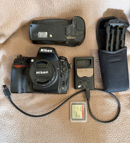Nikon d700 1mp full - 12.1mp,