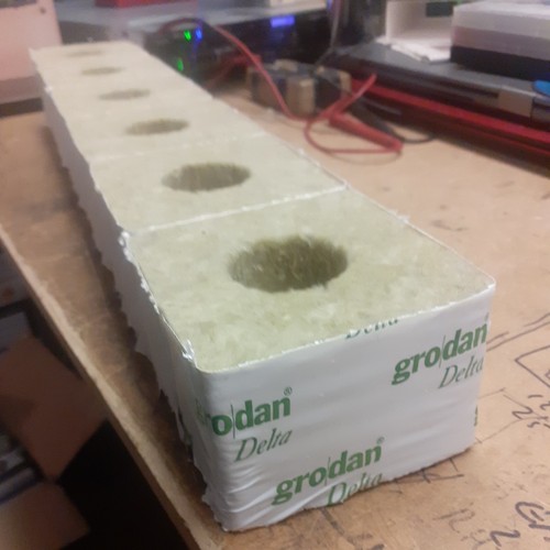 Grodan rockwool cubes - rockwool,