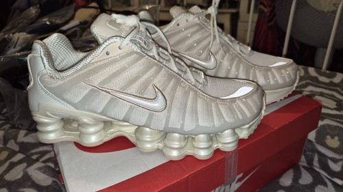 Nike shox beige low top - nike, tl