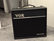 Vox VT40+ 40W Valvetronix Guitar Modelling Amplifier Combo with Effects