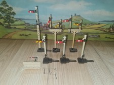 LOT OF 7 HORNBY MODEL RAILWAYS OO GAUGE SIGNALS
