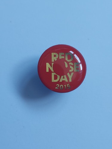Red nose day 2015 pin - red, badges