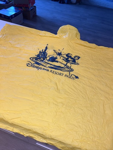 Disneyland paris yellow - disneyland,