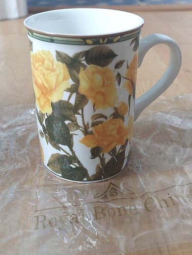 New yellow rose fine - new, bone