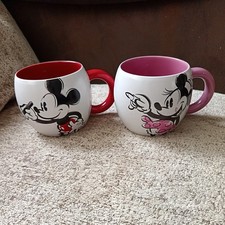 Mickey/Minnie Mouse Ceramic Barrel Mug Disney Store Exclusive Coffee Cup gift