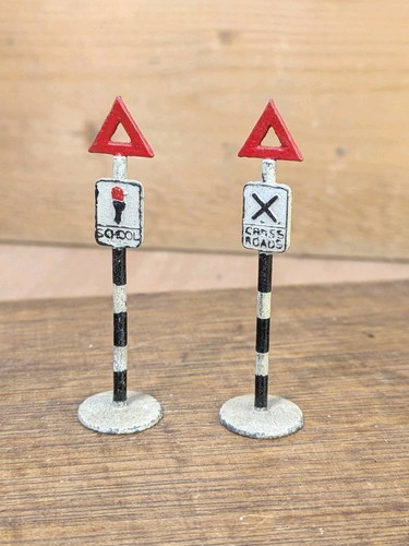 Pair pre war dinky toy - toy, road