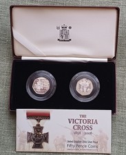2006 ROYAL MINT VICTORIA CROSS 2 x FIFTY PENCE COIN SET