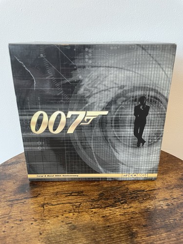 Corgi cc99171 james - bond, aston