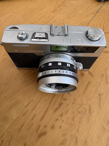 Petri rangefinder camera - petri,