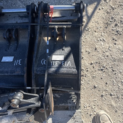 Sany sy26 hydraulic thumb - hydraulic,