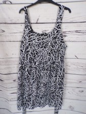 LADIES YOURS BLACK WHITE LEAF