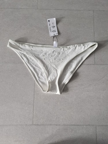 Ladies large white pearl - white,