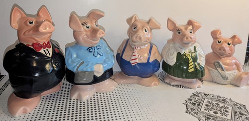 Rare wade pottery natwest pigs - rare,