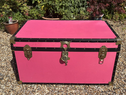 Boarding school trunk - boarding,