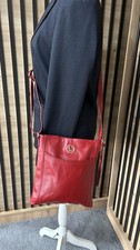 Pure Luxuries London Red real leather crossbody shoulder satchel messenger Bag