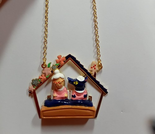 Granny - les,