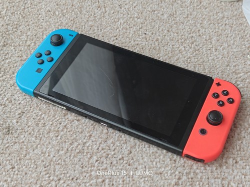 Nintendo switch neon red - nintendo, &