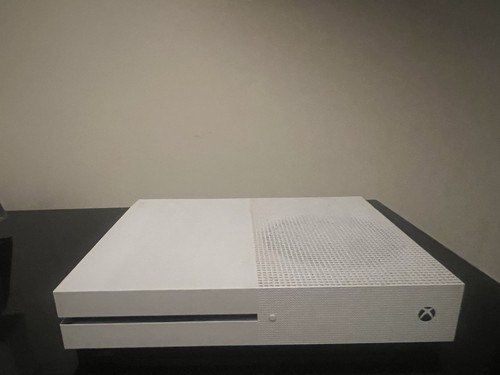 Box one 1tb good - good, working