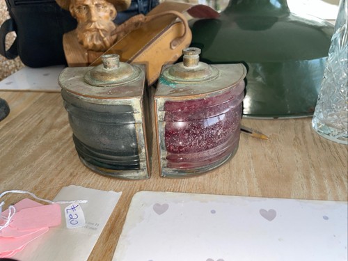 Pair small vinage - of,