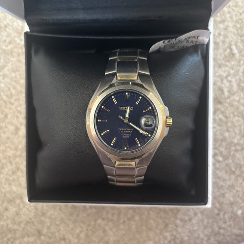 Seiko 8f32 00m0 perpetual - 8f32-00m0,